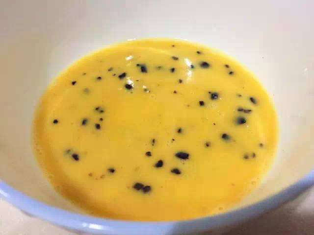 黑松露煎蛋的家常做法