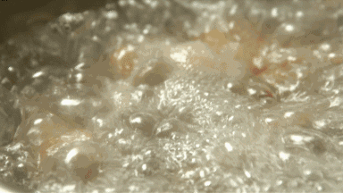 花胶羊肚菌炖鸡汤的做法