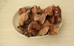 红乳牛肝菌怎么清洗