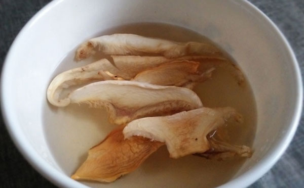 老人头菌的清洗方法