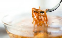 孕妇可以喝虫草花鸡汤吗