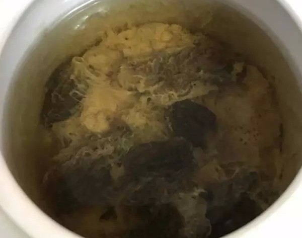羊肚菌炖瘦肉