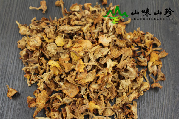 干品鸡油菌图一