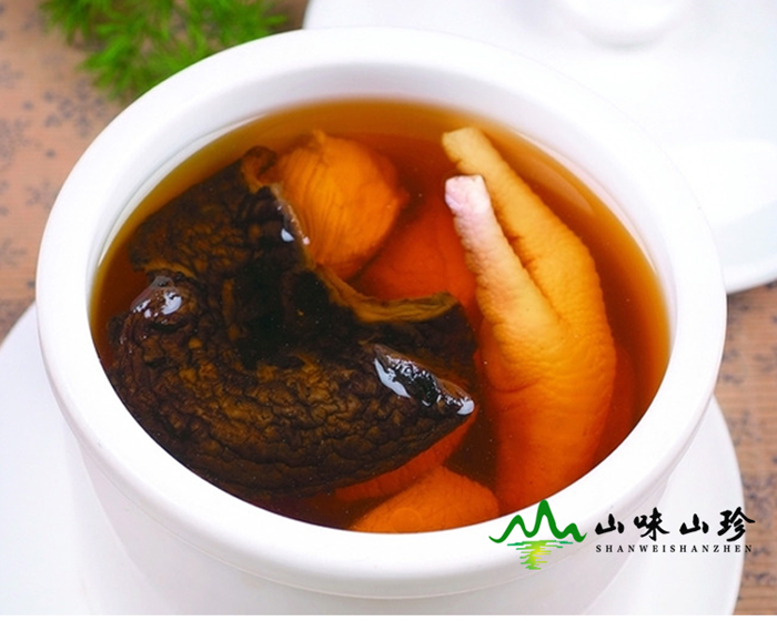 干黑虎掌菌炖鸡