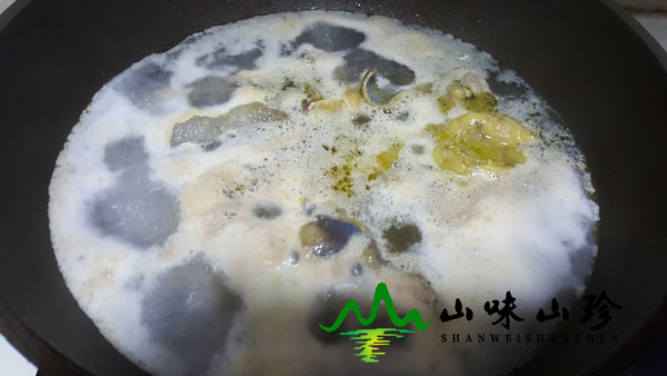 乌鸡飞水 乌鸡飞水