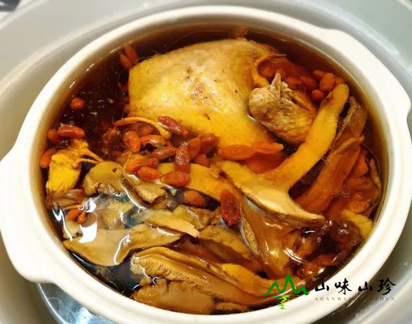 松茸鸡汤 松茸鸡汤