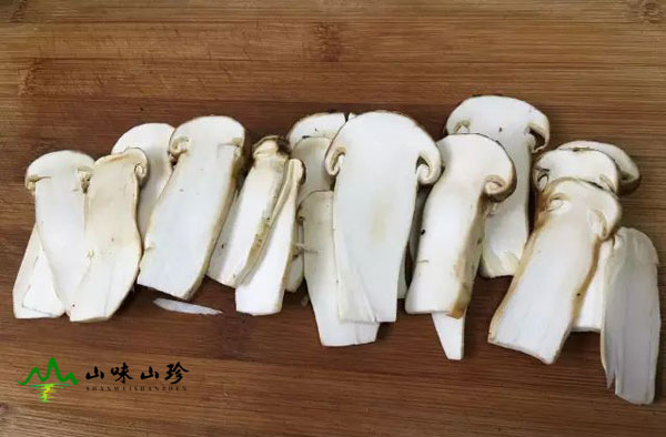 黄油煎松茸 黄油煎松茸