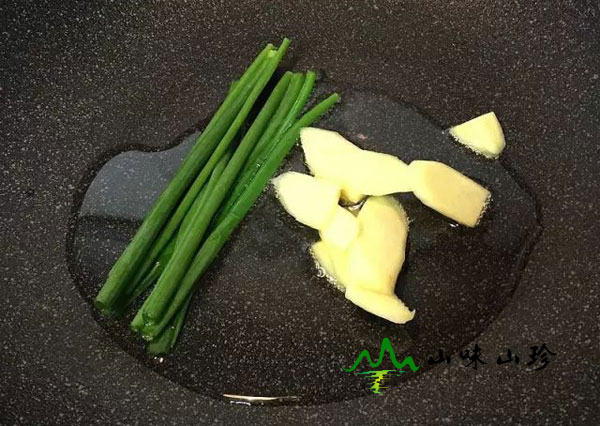 煸香葱和姜 煸香葱和姜