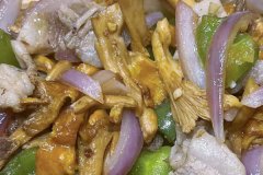 哪种鸡油菌有毒，鸡油菌是什么味道